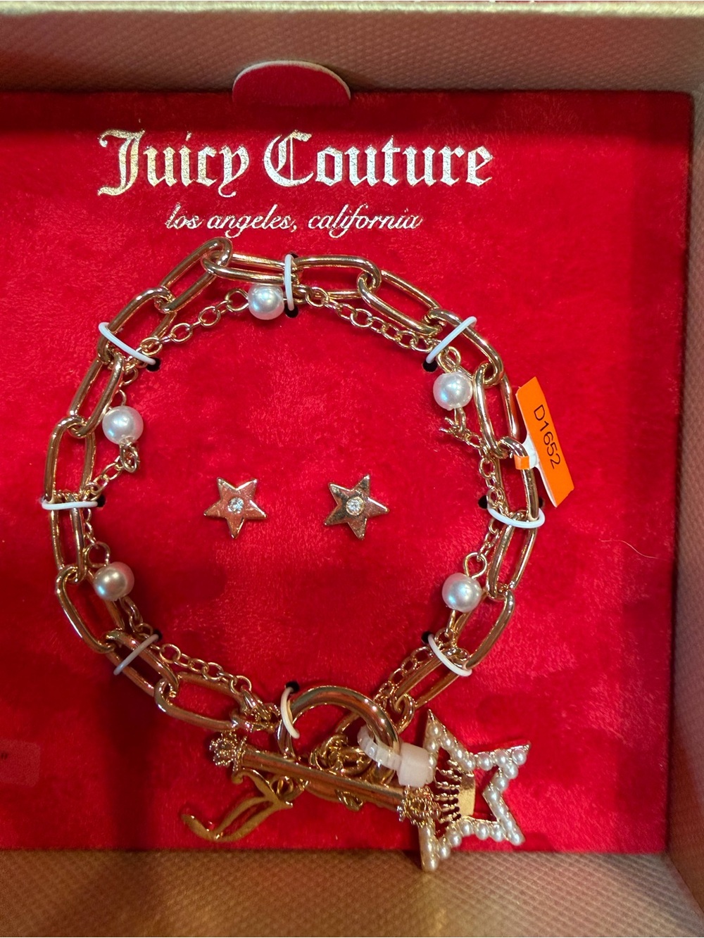 Juicy Couture Gold-tone Star Charm Bracelet with Pearl Accents - Picture 2 of 3